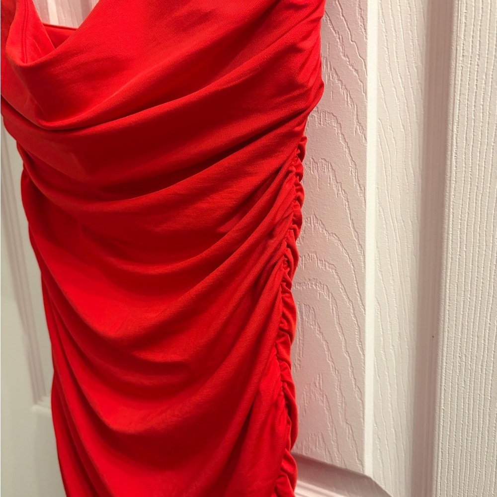 Oh Polly Women’s Red Strapless Ruched Cocktail Party Mini Dress Size 4 - Picture 4 of 9